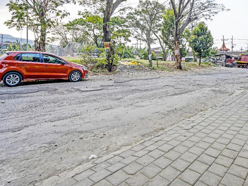 Oyo 91572 Kost Esklusif Barokah