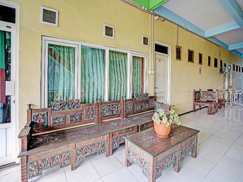 Oyo 91572 Kost Esklusif Barokah