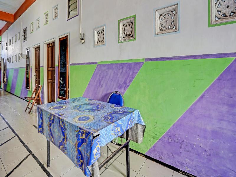 Oyo 91572 Kost Esklusif Barokah