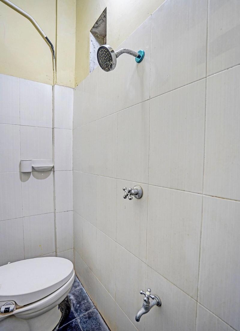 Oyo 91572 Kost Esklusif Barokah