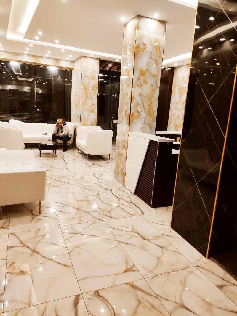 Golden Hotel