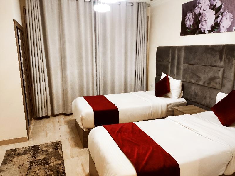 Golden Hotel