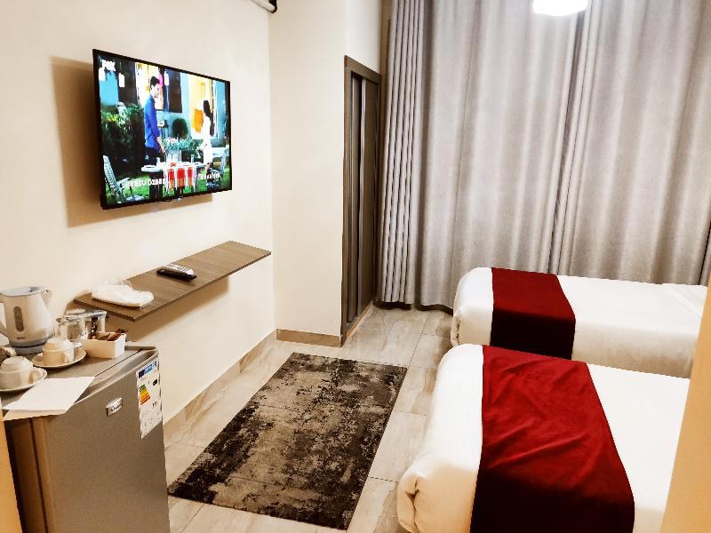 Golden Hotel