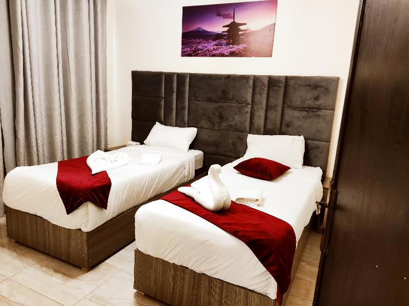 Golden Hotel