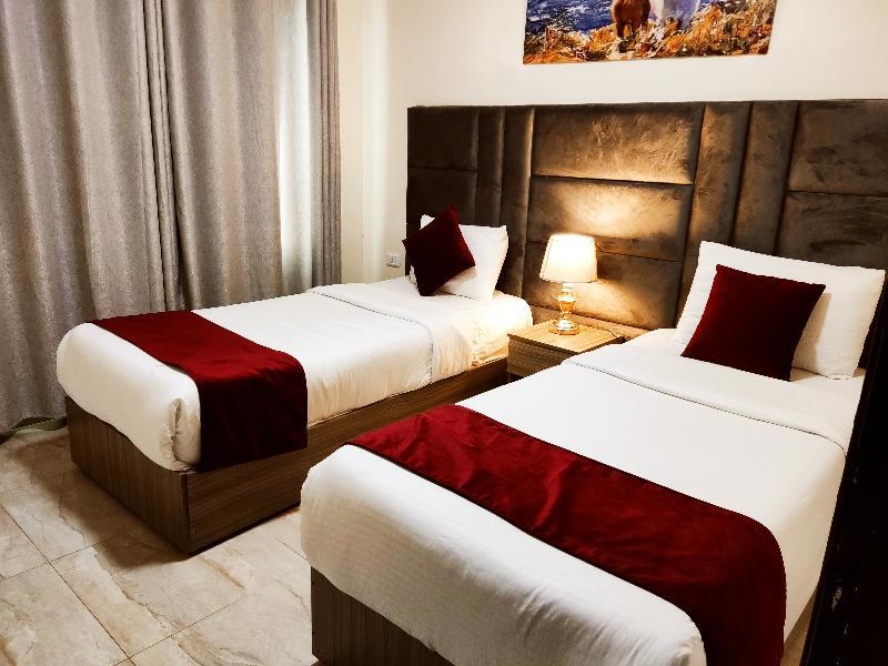 Golden Hotel