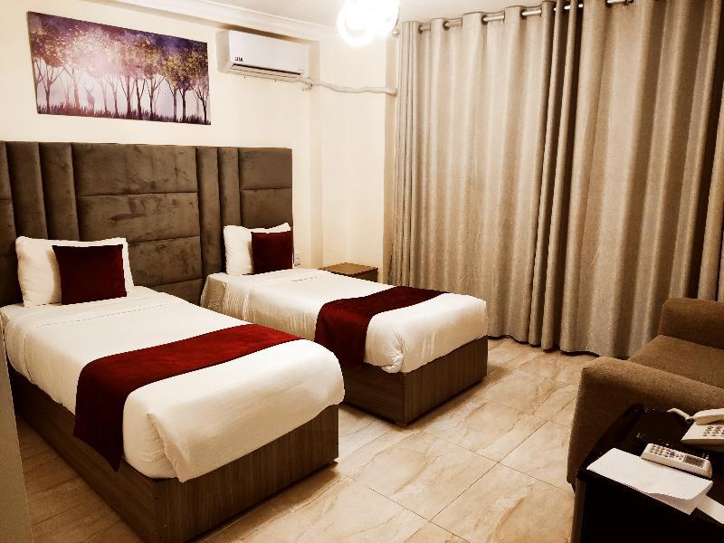 Golden Hotel