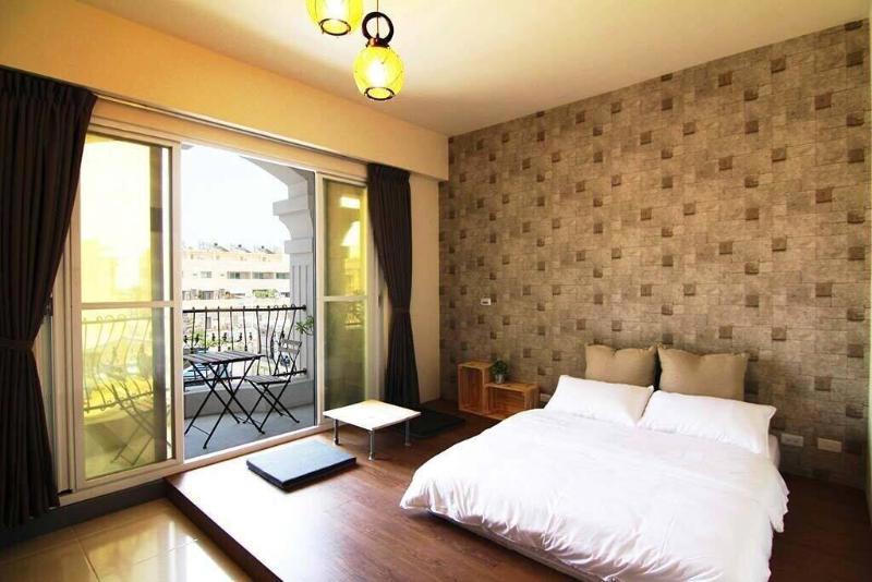 22 B&B