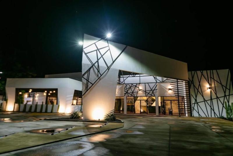 D La Torre Hotel