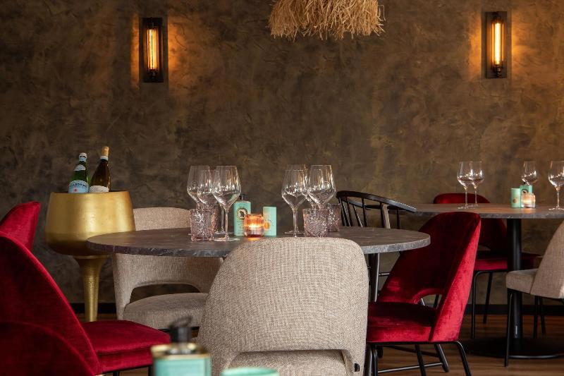 Boutique Hotel Four
