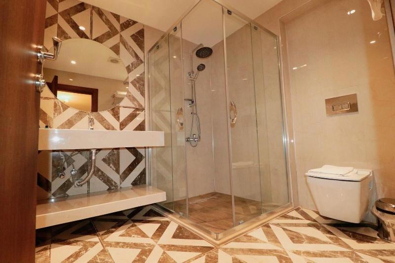 Grand Luxury fotoğrafı