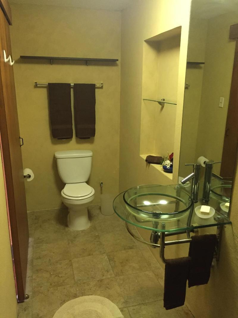 El Pequea O Hotel