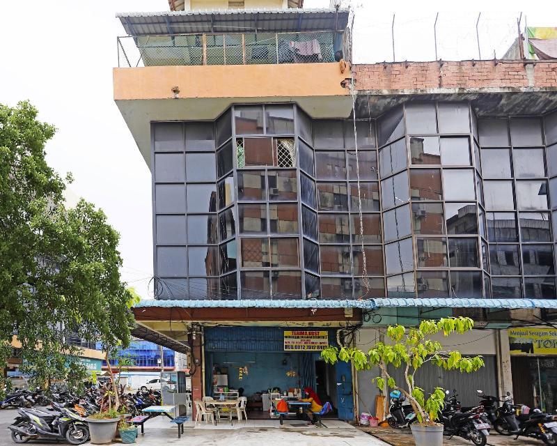 Spot On 91591 Rafika Homestay Syariah