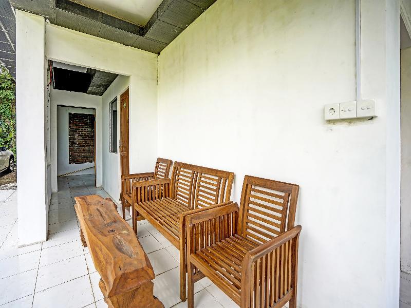 Oyo 91612 Villa A1
