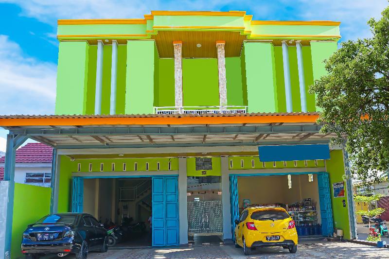 Oyo 91668 Homestay Anitha Syariah Makassar