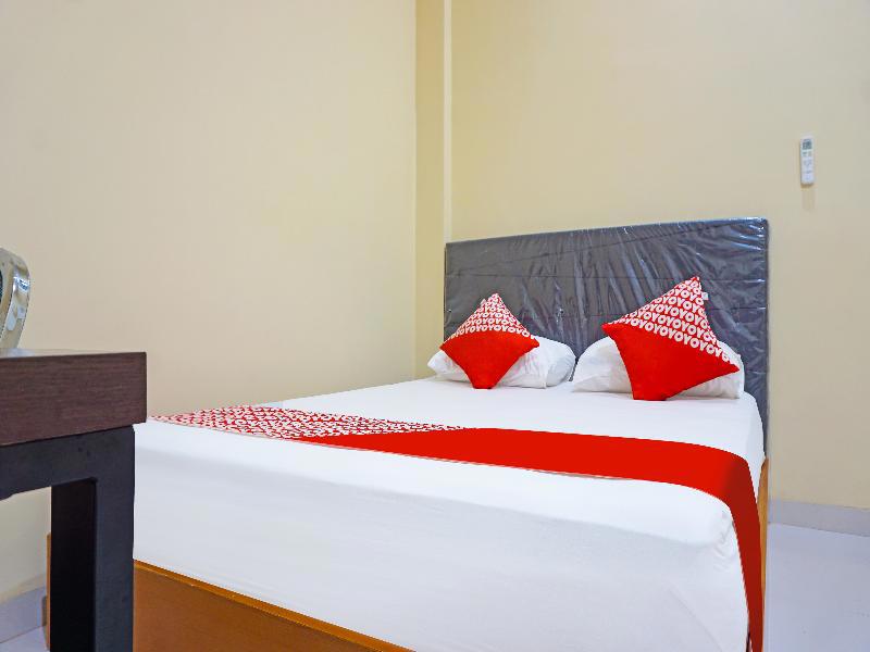 Oyo 91668 Homestay Anitha Syariah Makassar