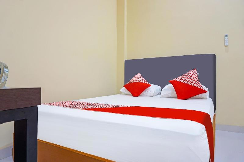 Oyo 91668 Homestay Anitha Syariah Makassar