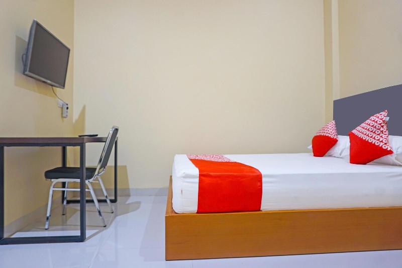 Oyo 91668 Homestay Anitha Syariah Makassar