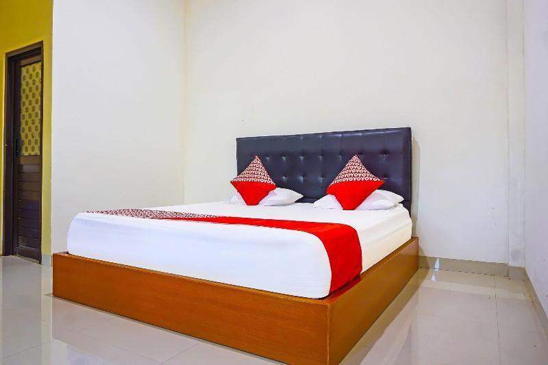 Oyo 91668 Homestay Anitha Syariah Makassar