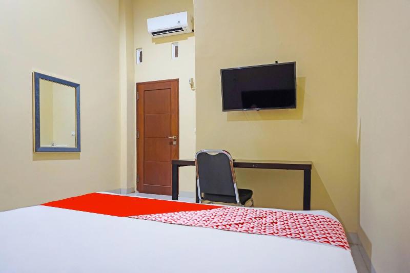 Oyo 91668 Homestay Anitha Syariah Makassar