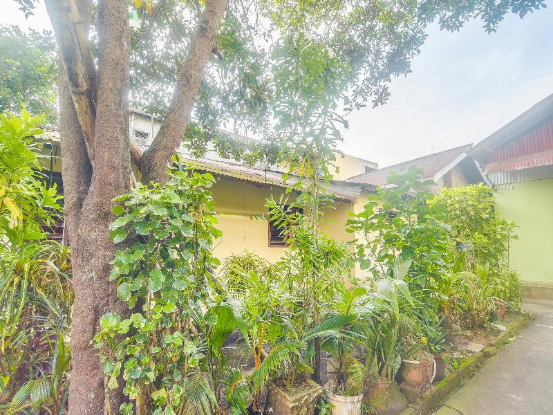 Oyo 91755 Priska Kost Dan Homestay