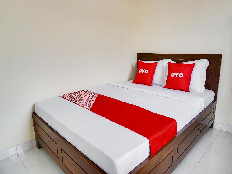 Oyo Life 91569 Omah Wijaya Kusuma Syariah