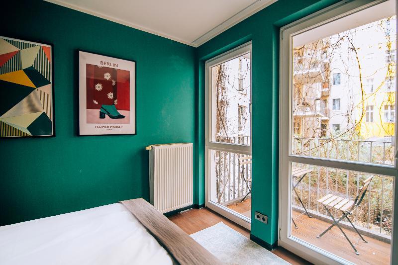 Selina Berlin Mitte galeri fotoğrafı