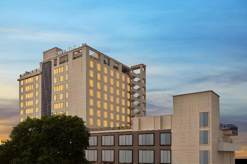 Doubletree By Hilton Varanasi