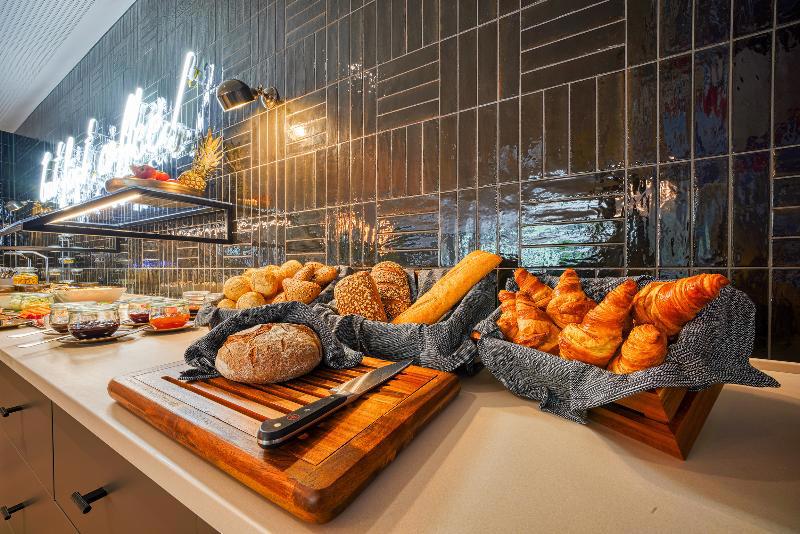 Vienna House Easy by Wyndham Hannover