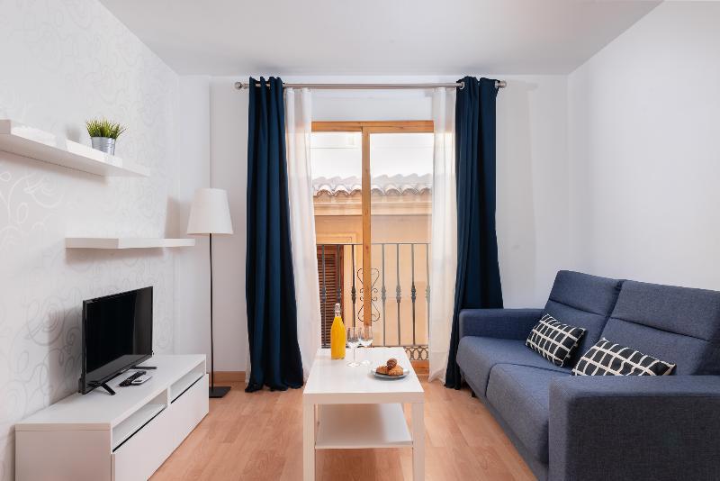 Apartamentos Globus By Be Alicante