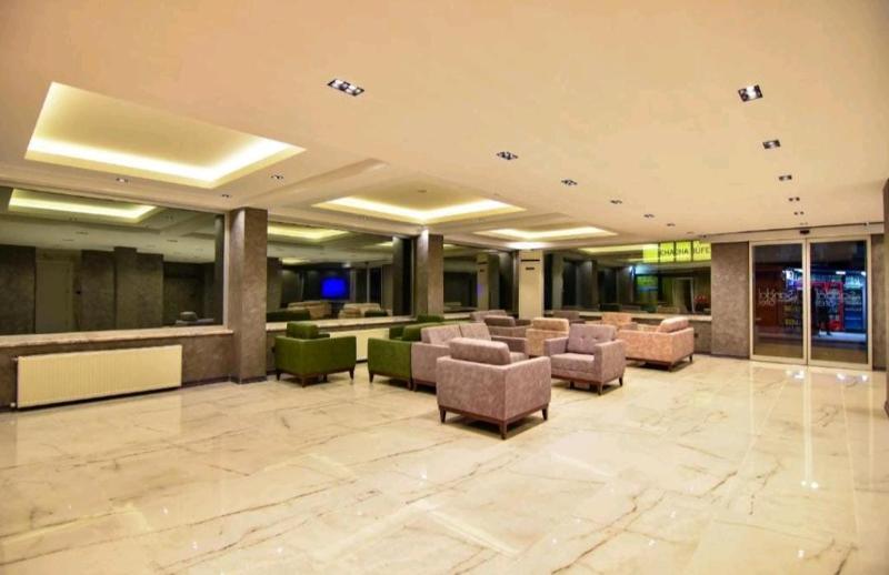Green Palace Suite Hotel
