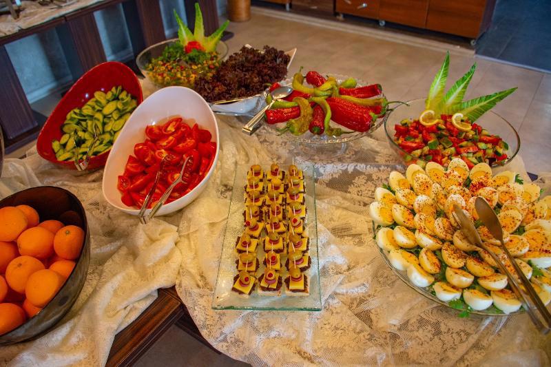 Green Palace Suite Hotel