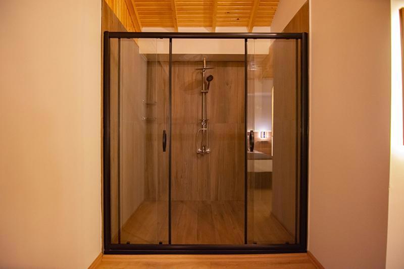 Green Palace Suite Hotel