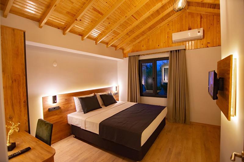 Green Palace Suite Hotel