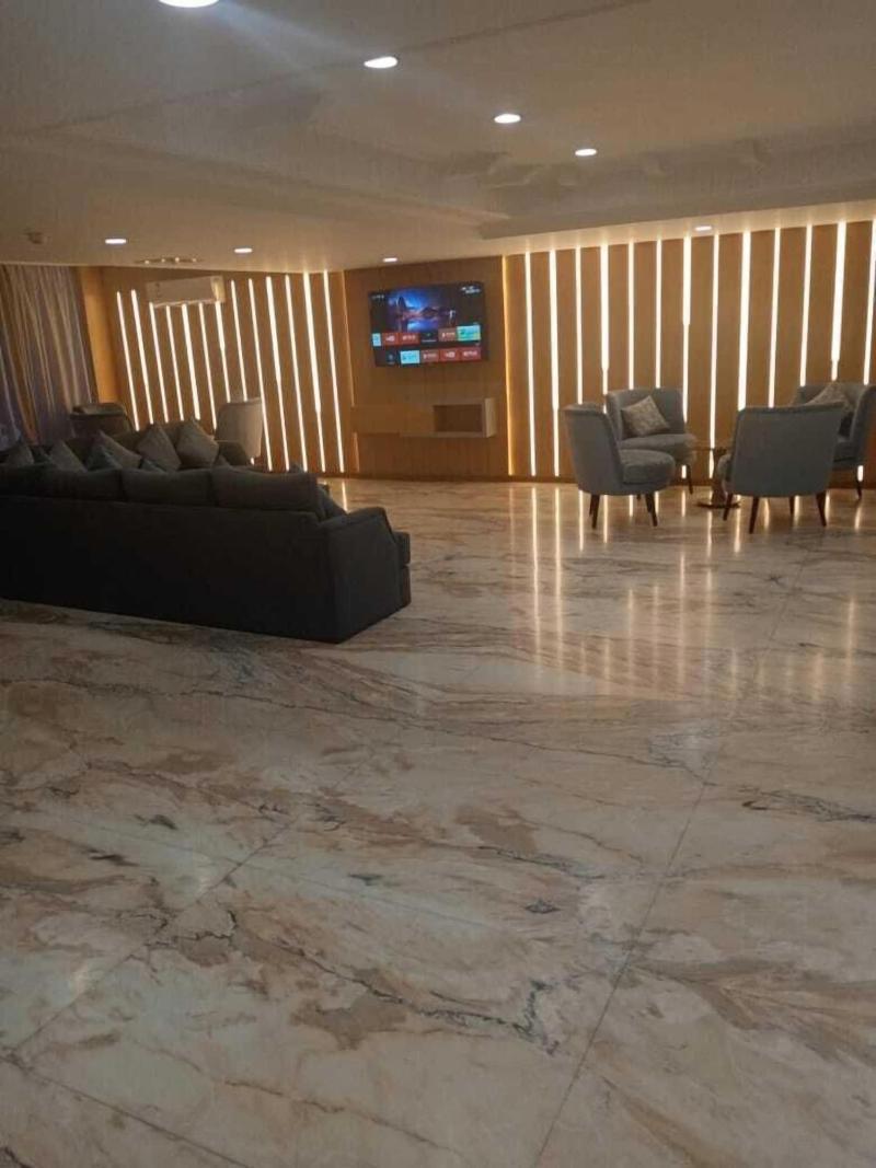 Al Muteb Suites Khurais