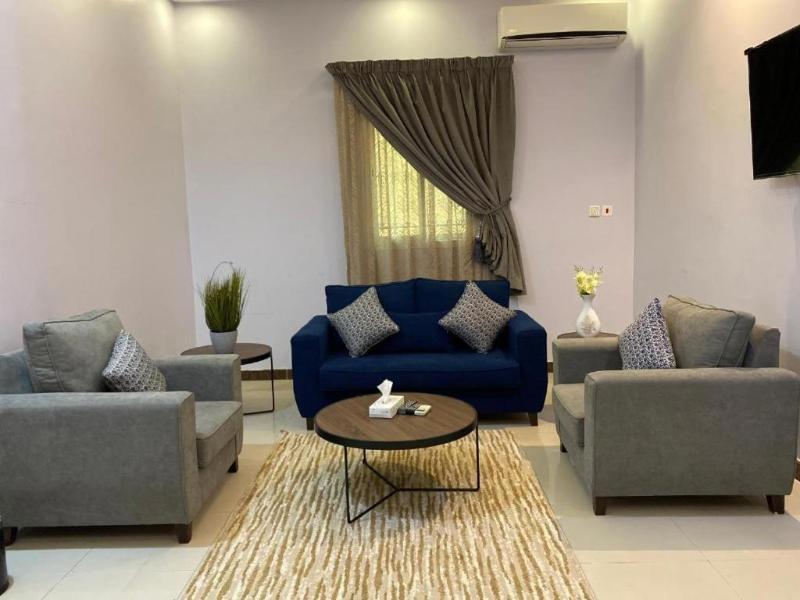 Al Muteb Suites Al Munsiyah