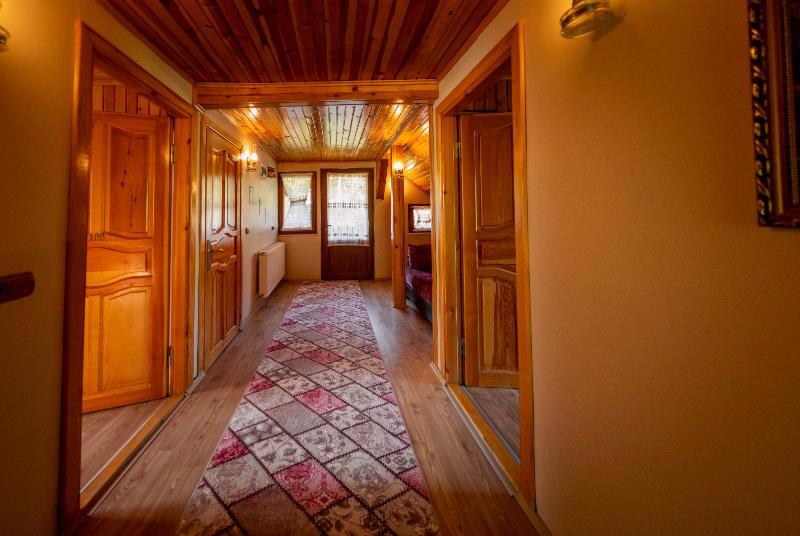 Abant Zumrut Dagevi