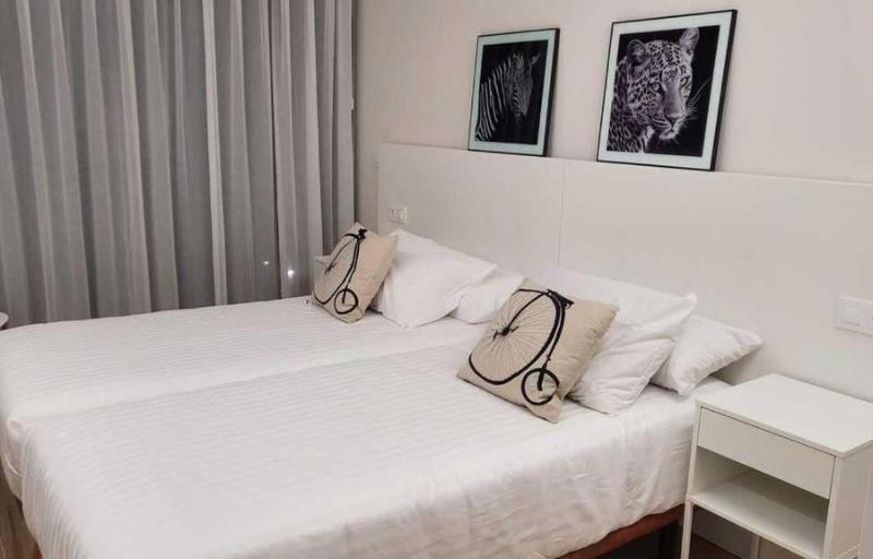Cies Luxury Suitel Lily Rodsen - Love Your Stay