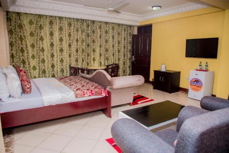 Alexander Hotel & Tours