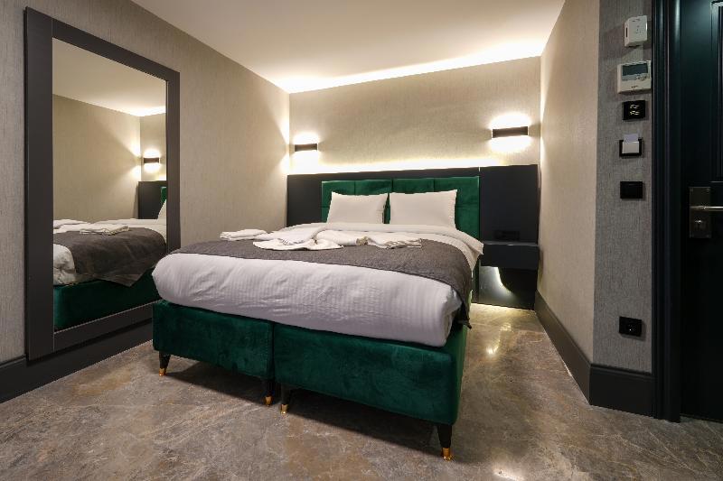 Hotel Kurucesme Business