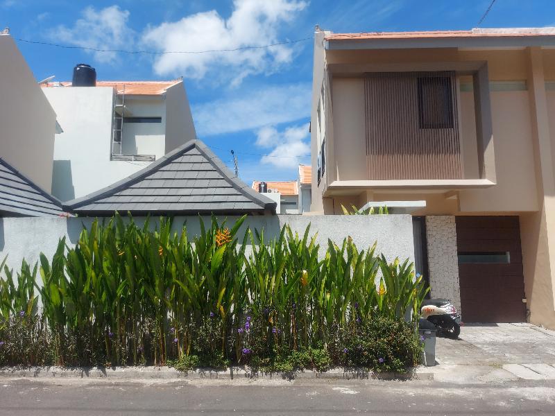 Little Nuts Villa