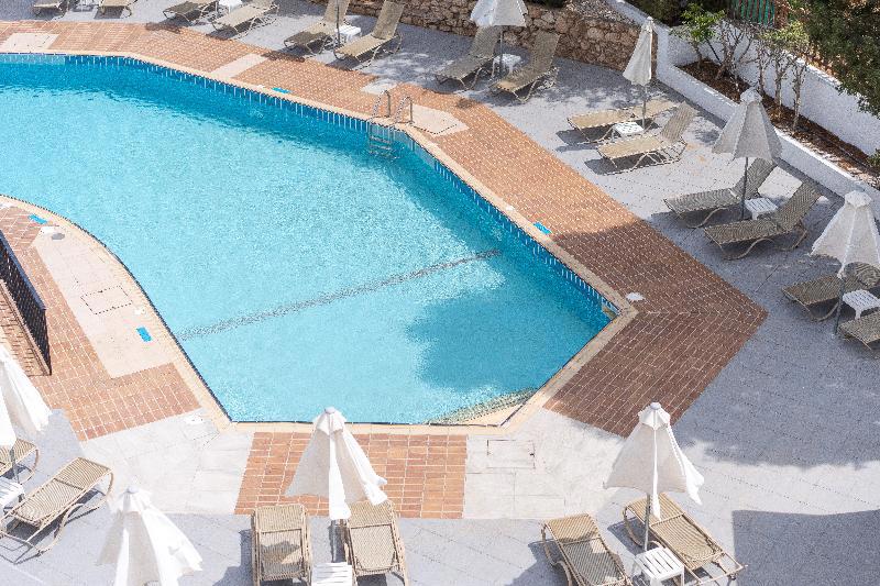 Flora Hotel Apartments