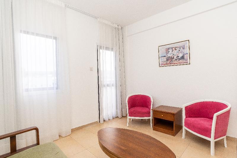 Flora Hotel Apartments