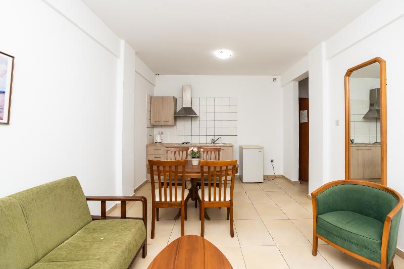 Flora Hotel Apartments