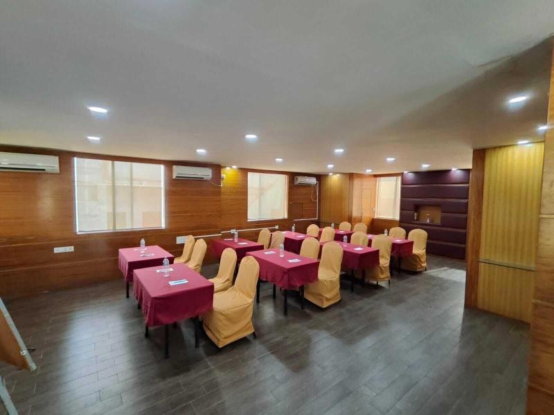 Dover Inn By Bookmerihotel.Com