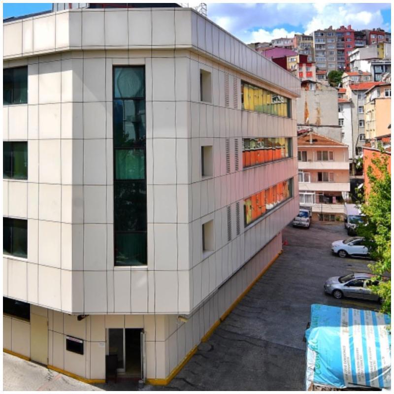 Aderans Hotel
