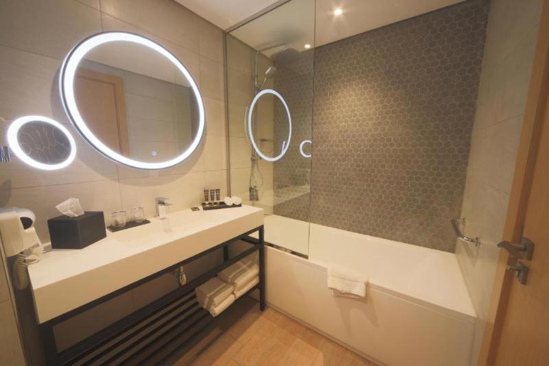 Novotel Jumeirah Village Triangle galeri fotoğrafı