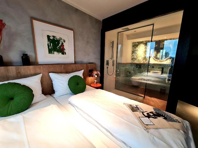 KONCEPT Hotel International galeri fotoğrafı
