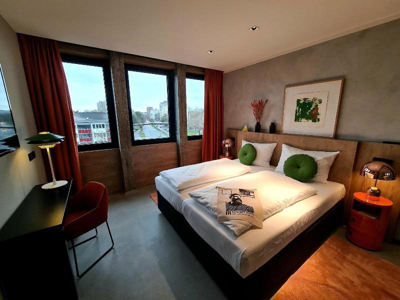 KONCEPT Hotel International galeri fotoğrafı