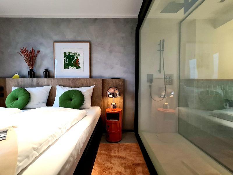 KONCEPT Hotel International galeri fotoğrafı