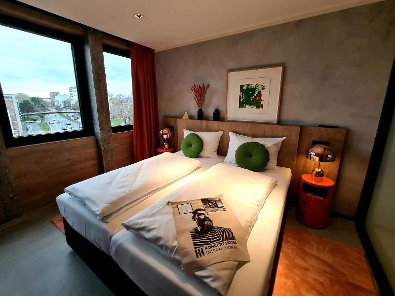 KONCEPT Hotel International galeri fotoğrafı